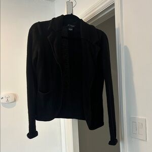 Chic Black Cashmere Women's Sweater